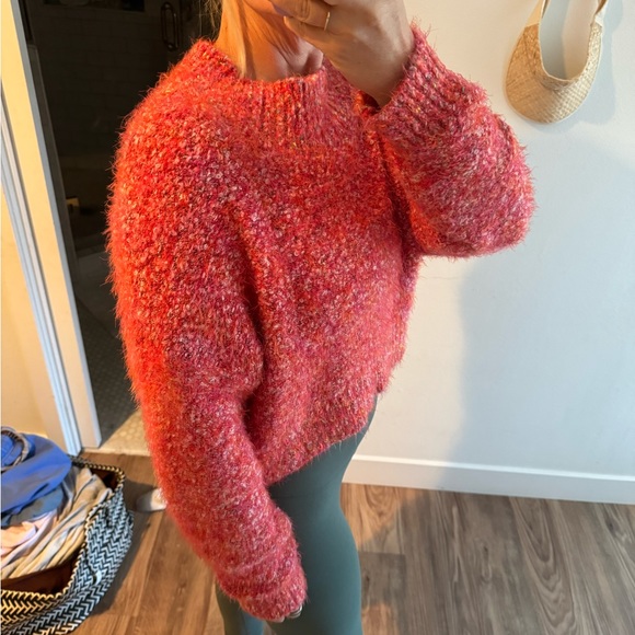 FREE PEOPLE soft sweater - Picture 4 of 4